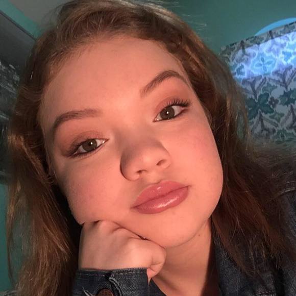 Meet your Posher, Diana - Picture 1 of 1